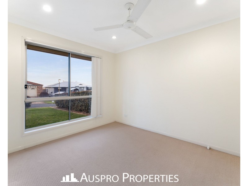 40 Sir Charles Holm Drive, Ormeau Hills QLD 4208