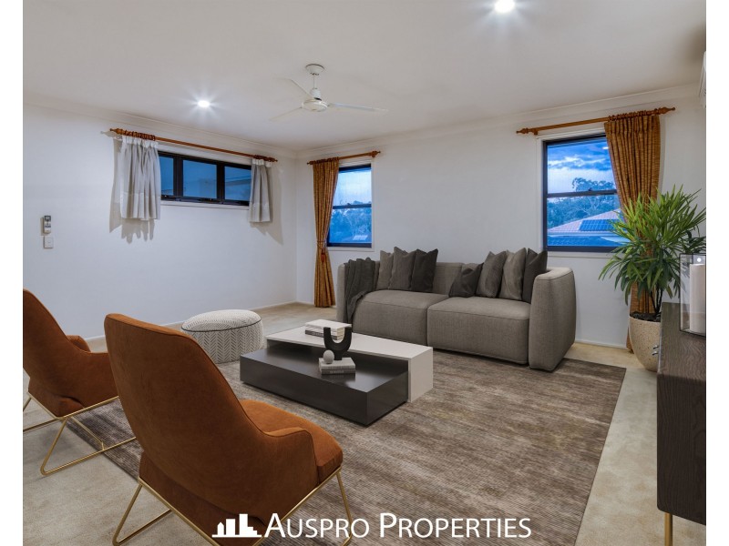 11 Watheroo Place, Parkinson QLD 4115