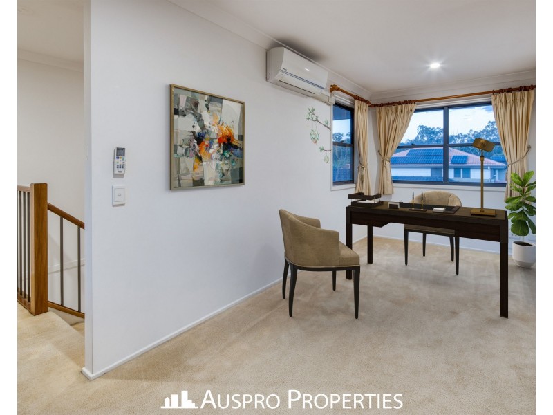 11 Watheroo Place, Parkinson QLD 4115