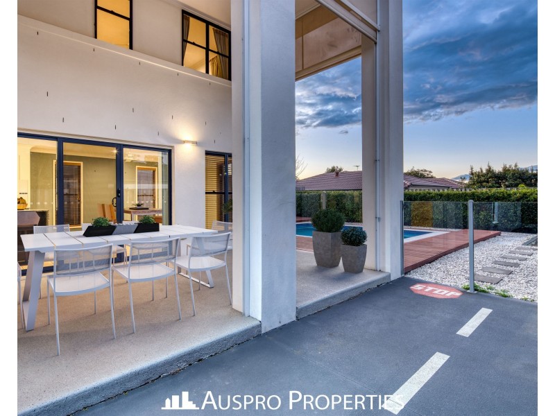 11 Watheroo Place, Parkinson QLD 4115