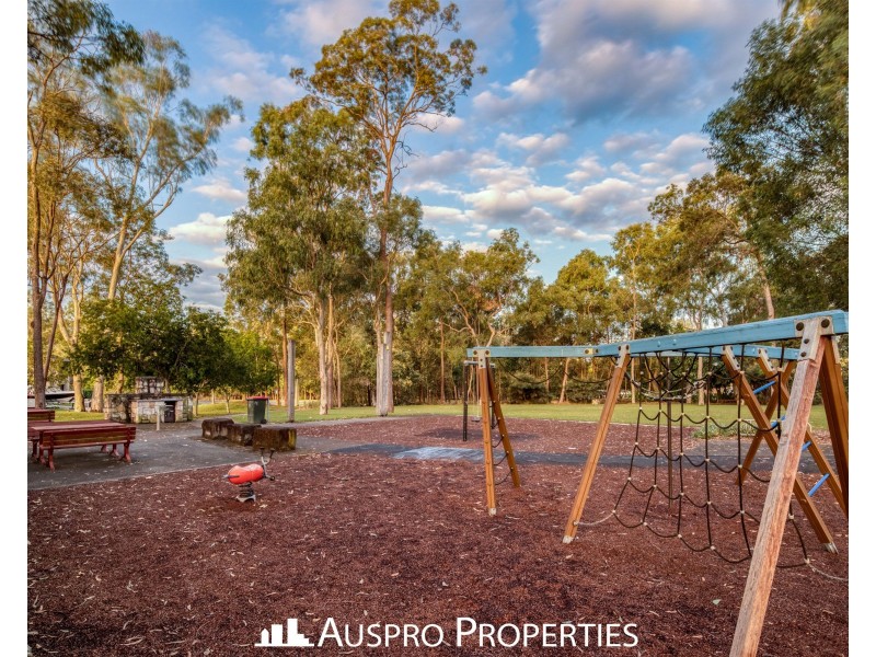 11 Watheroo Place, Parkinson QLD 4115