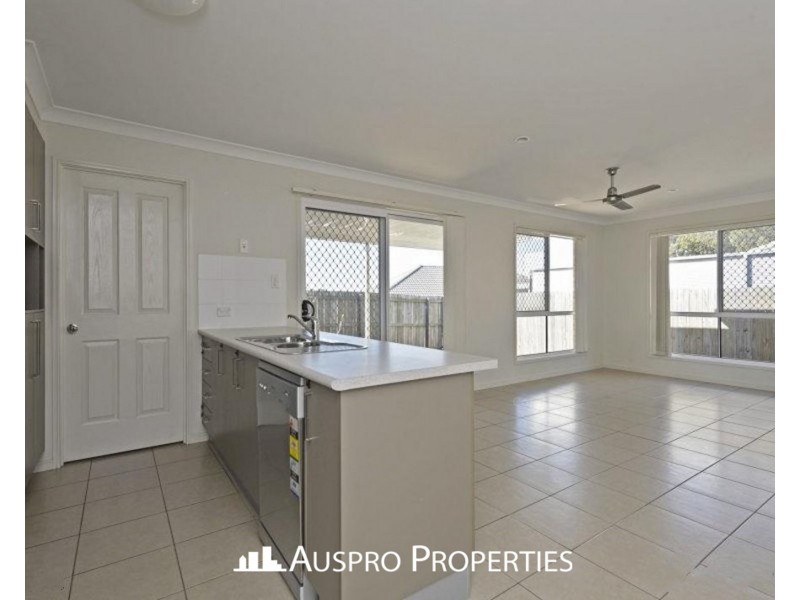 6 Louise Court, Eagleby QLD 4207