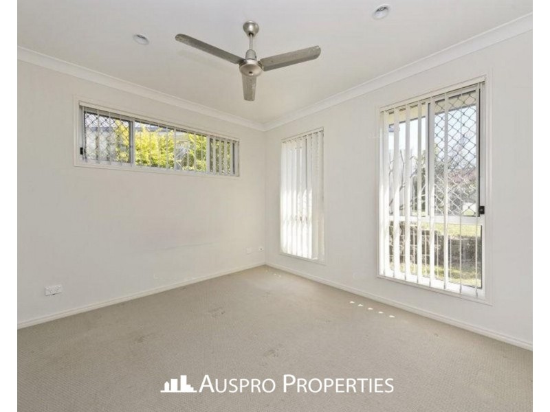 6 Louise Court, Eagleby QLD 4207