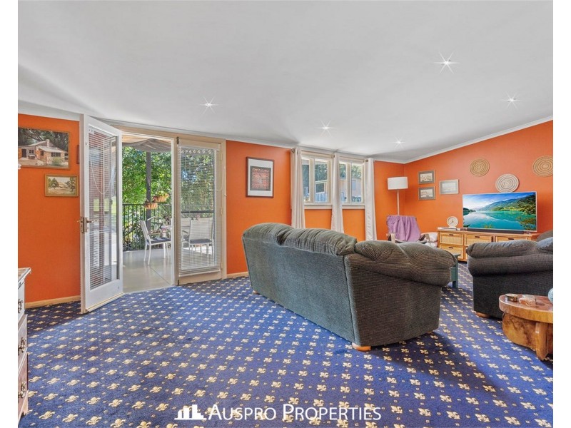 40 Hubner Rd, Park Ridge QLD 4125