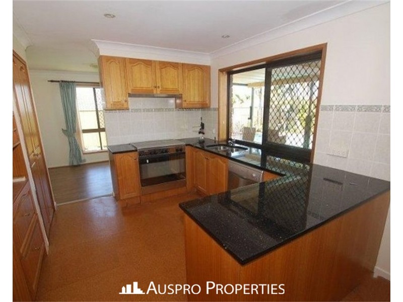 17 Kurru Street, Eight Mile Plains QLD 4113