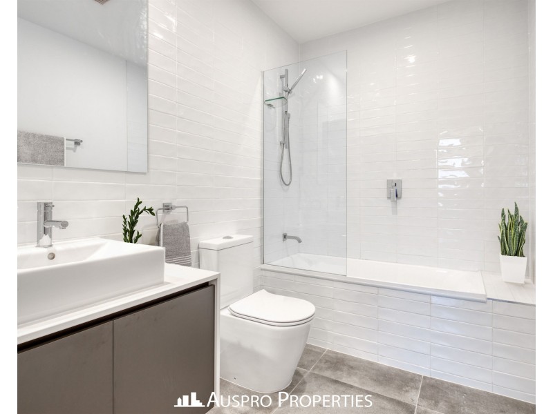 19/16-24 Lower Clifton Terrace, Red Hill QLD 4059