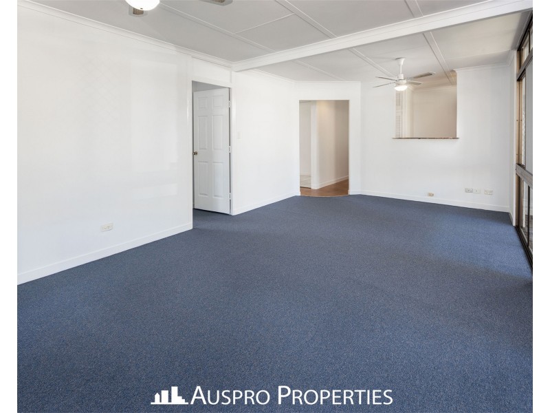 1 Winnetts Road, Daisy Hill QLD 4127