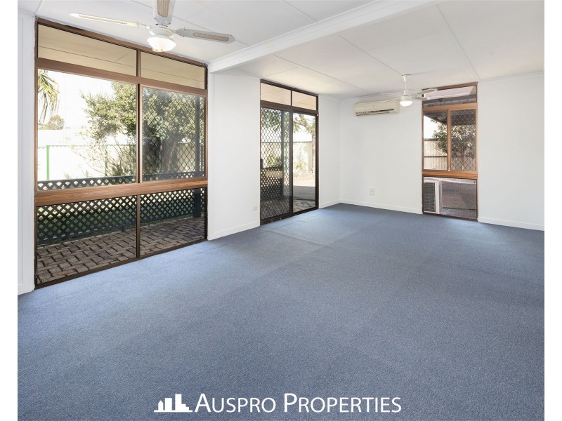 1 Winnetts Road, Daisy Hill QLD 4127