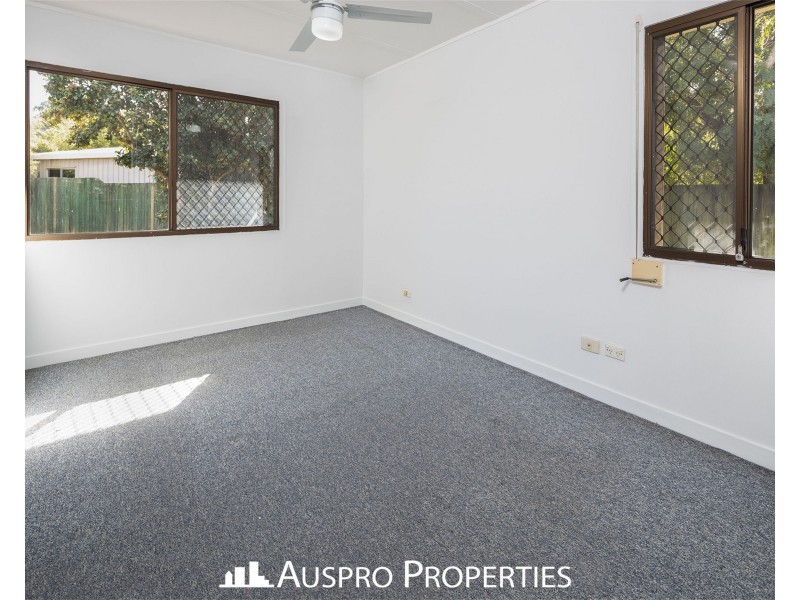 1 Winnetts Road, Daisy Hill QLD 4127