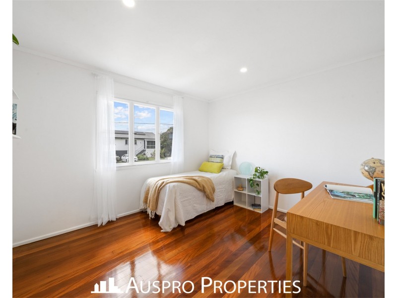 24 Benedict St, Wavell Heights QLD 4012