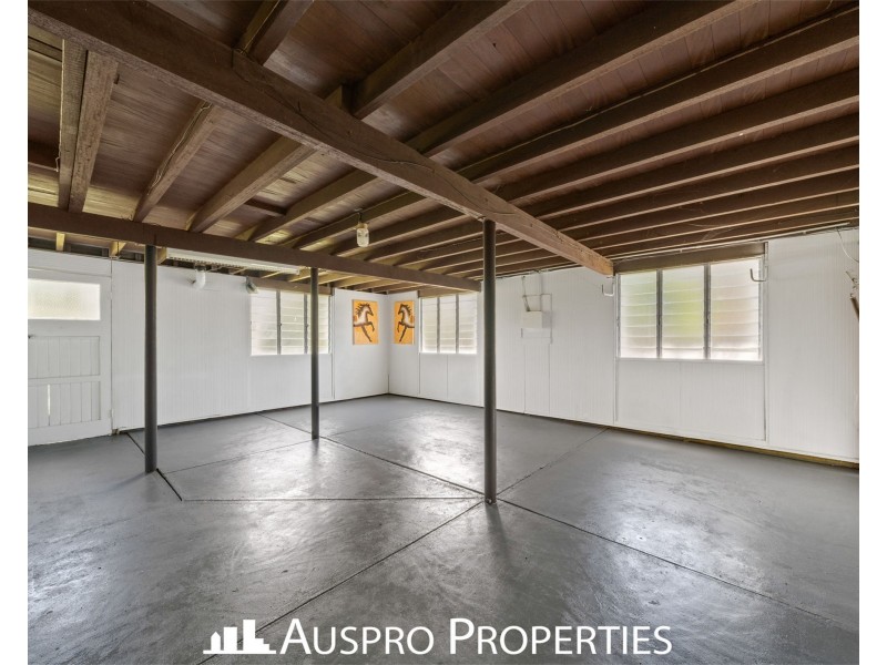 24 Benedict St, Wavell Heights QLD 4012