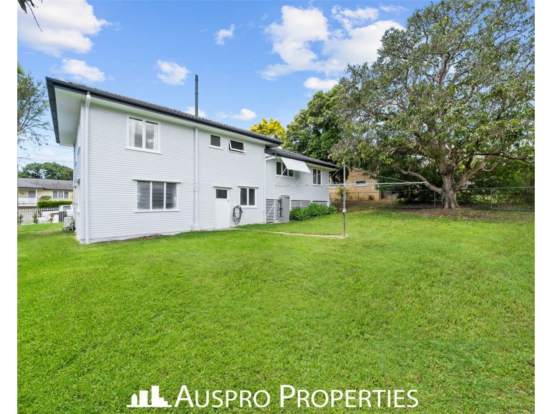 24 Benedict St, Wavell Heights QLD 4012