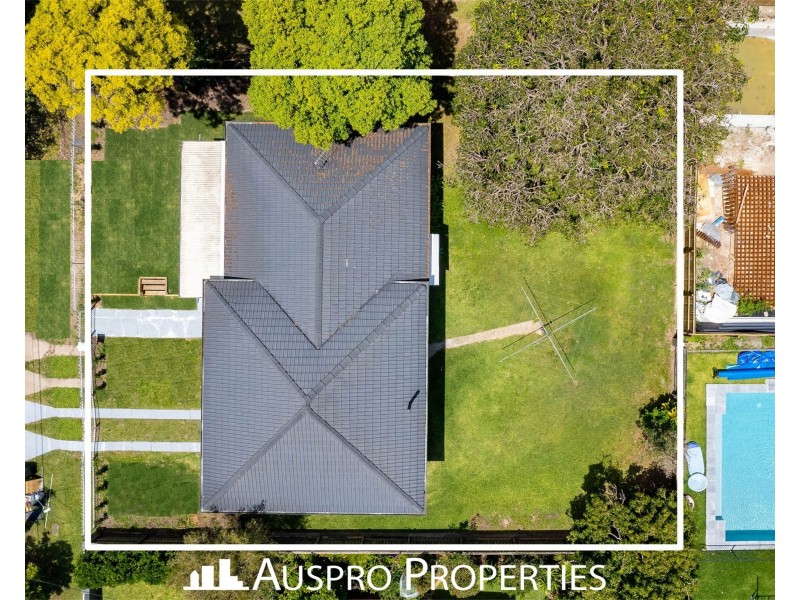 24 Benedict St, Wavell Heights QLD 4012