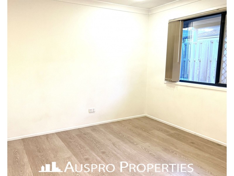14 Mapelton Cct, Parkinson QLD 4115