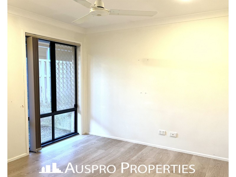 14 Mapelton Cct, Parkinson QLD 4115