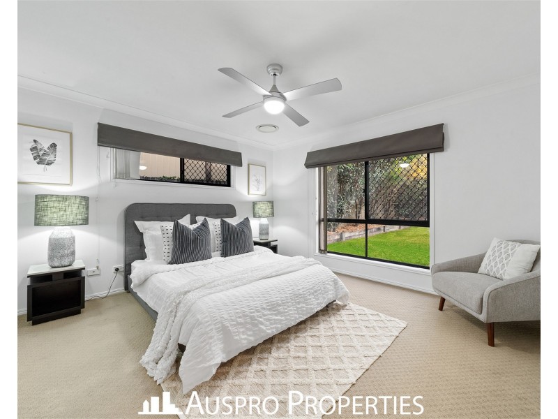 13 Girraween Cr, Parkinson QLD 4115
