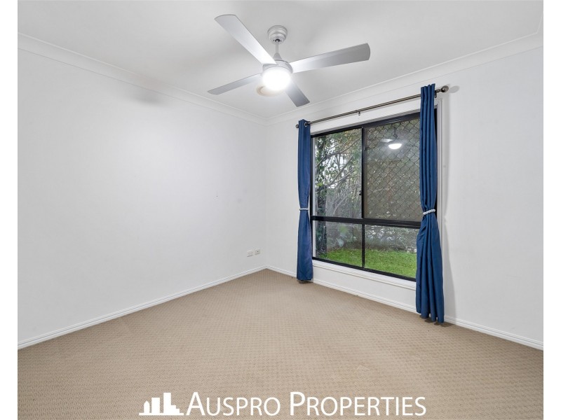 13 Girraween Cr, Parkinson QLD 4115