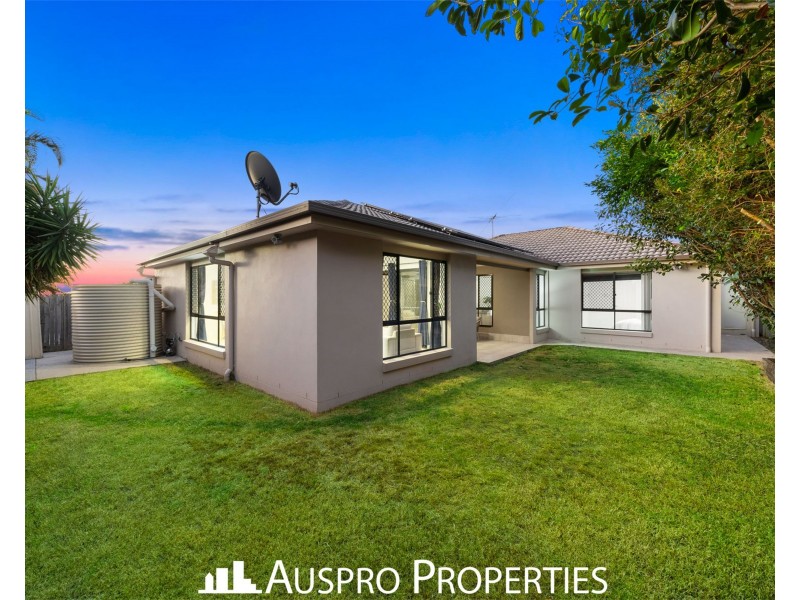 13 Girraween Cr, Parkinson QLD 4115