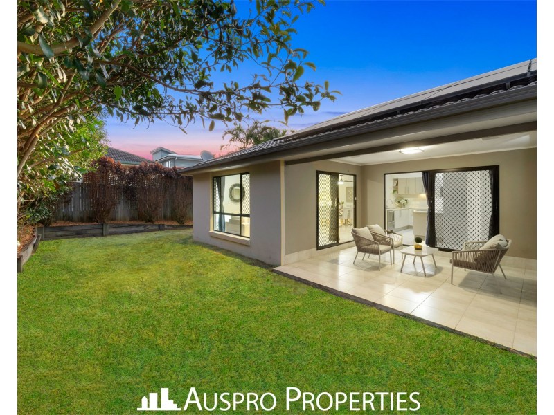 13 Girraween Cr, Parkinson QLD 4115