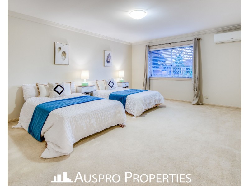 13 Gibbins Street, Sunnybank Hills QLD 4109