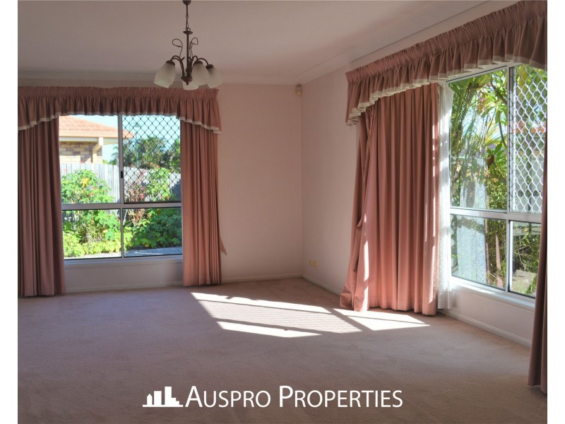 145 Ulinga Crescent, Parkinson QLD 4115