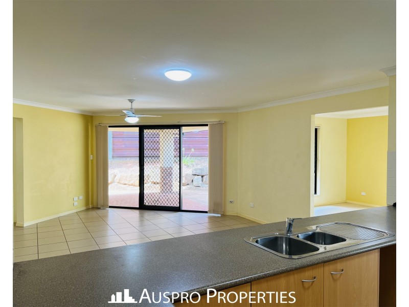 46 Freycinet Place, Calamvale QLD 4116