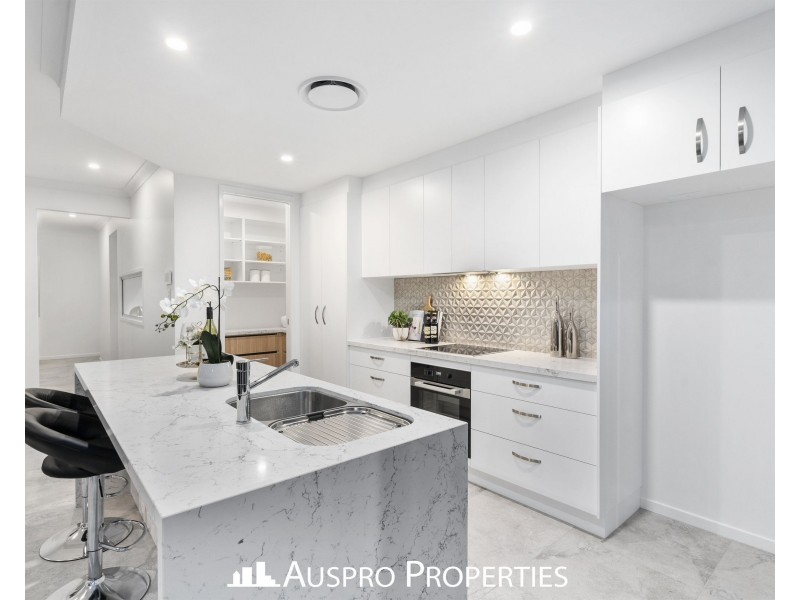 144 Armstrong Road, Cannon Hill QLD 4170