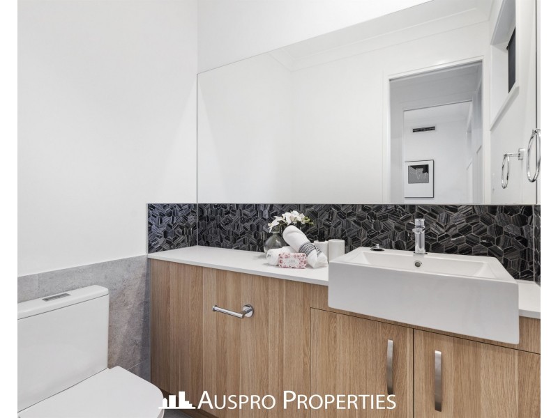 144 Armstrong Road, Cannon Hill QLD 4170