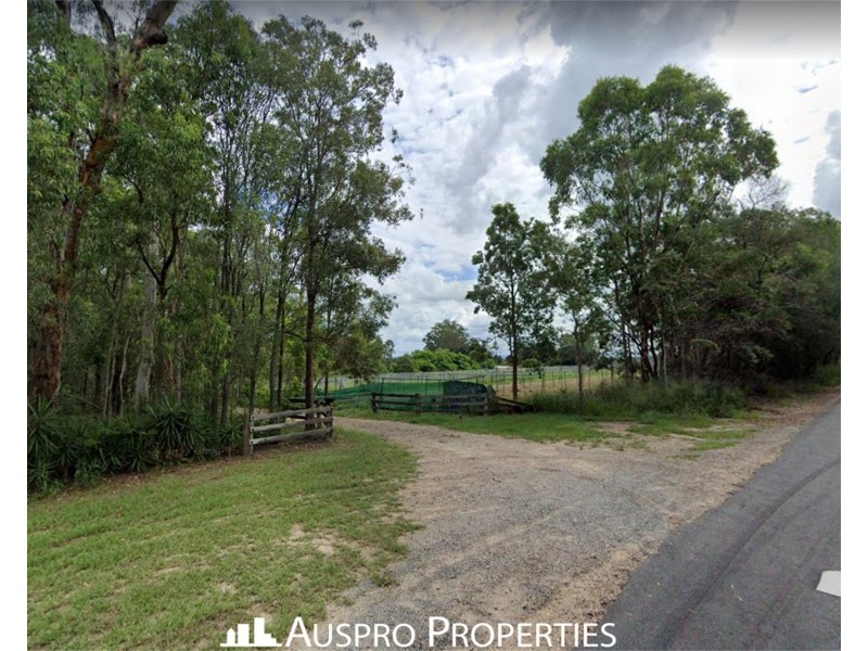204 Beaumont Rd, Park Ridge QLD 4125