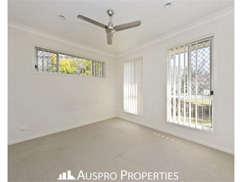 6 Louise Court, Eagleby QLD 4207