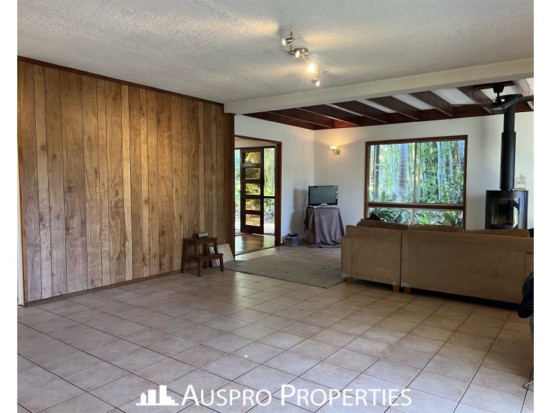 20 Lindenthal Road, Park Ridge QLD 4125