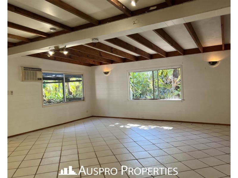 20 Lindenthal Road, Park Ridge QLD 4125