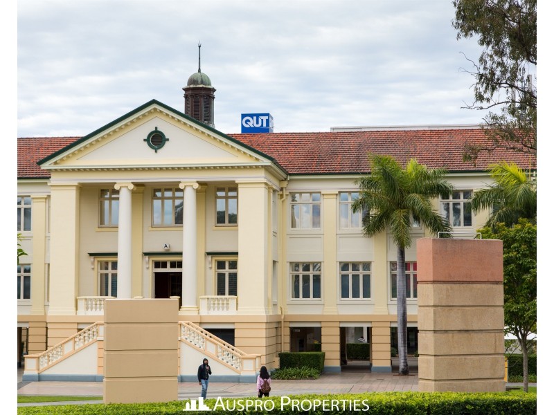 31 Musk Avenue, Kelvin Grove QLD 4059