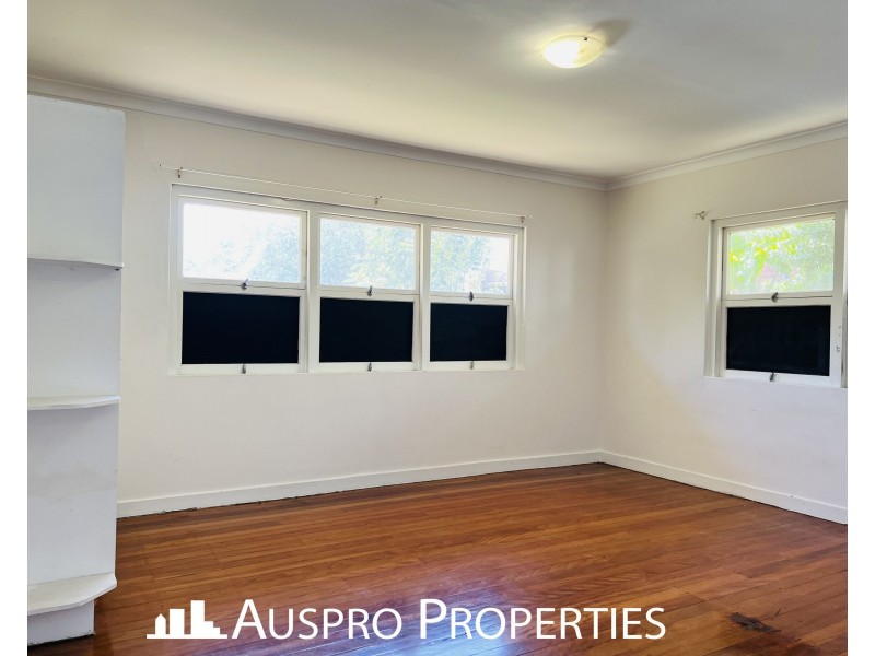 26 Garfield Road, Logan Central QLD 4114