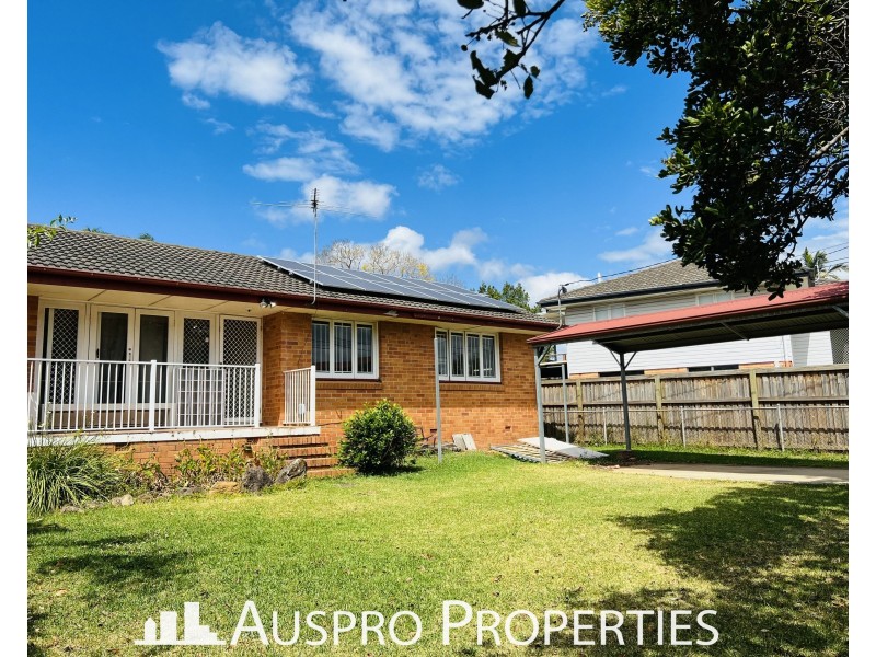 8 Caloma Street, Underwood QLD 4119