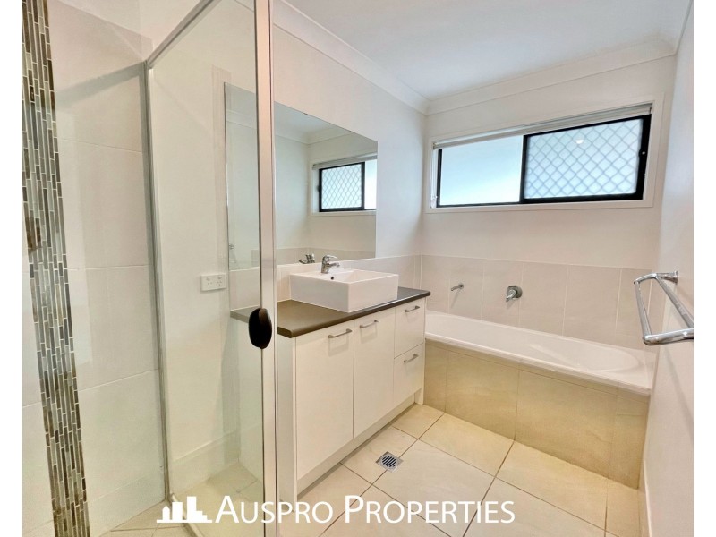 Unit 2 12 Courtice Street, Acacia Ridge QLD 4110