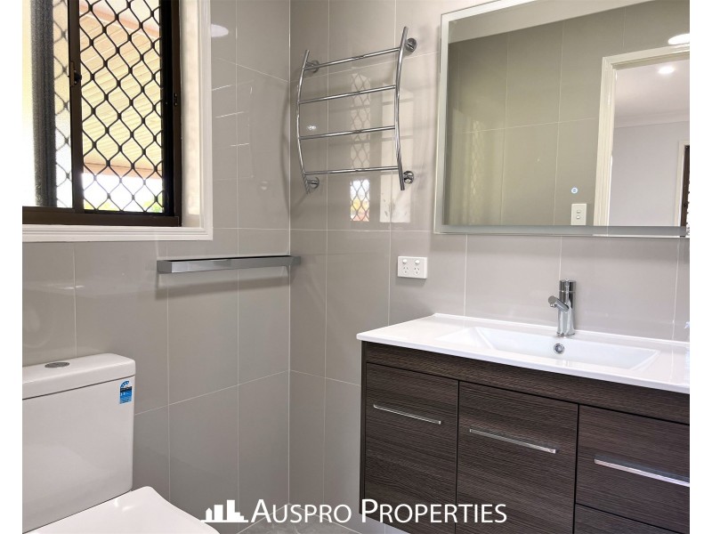 32 Cummin Street, Wishart QLD 4122