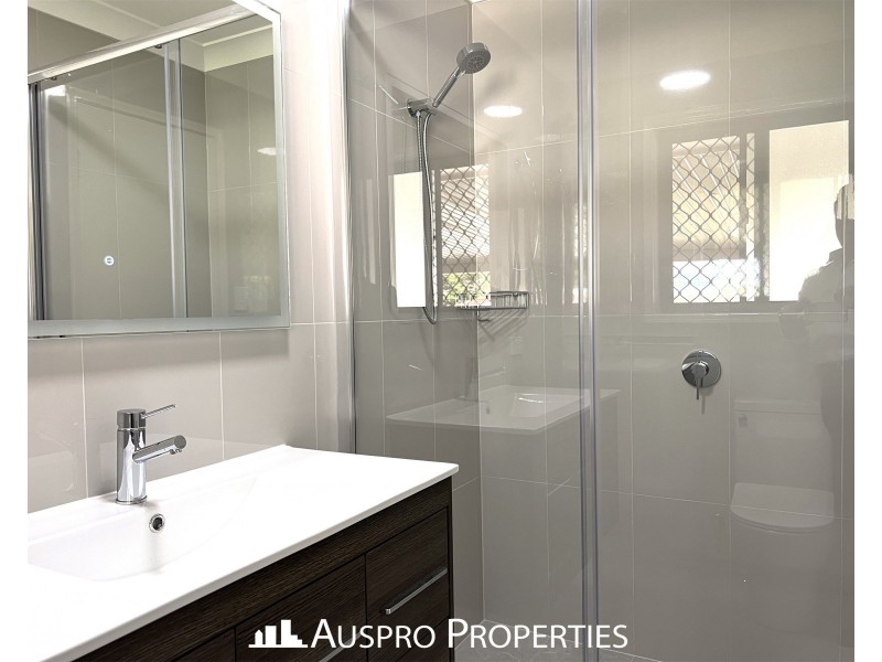 32 Cummin Street, Wishart QLD 4122