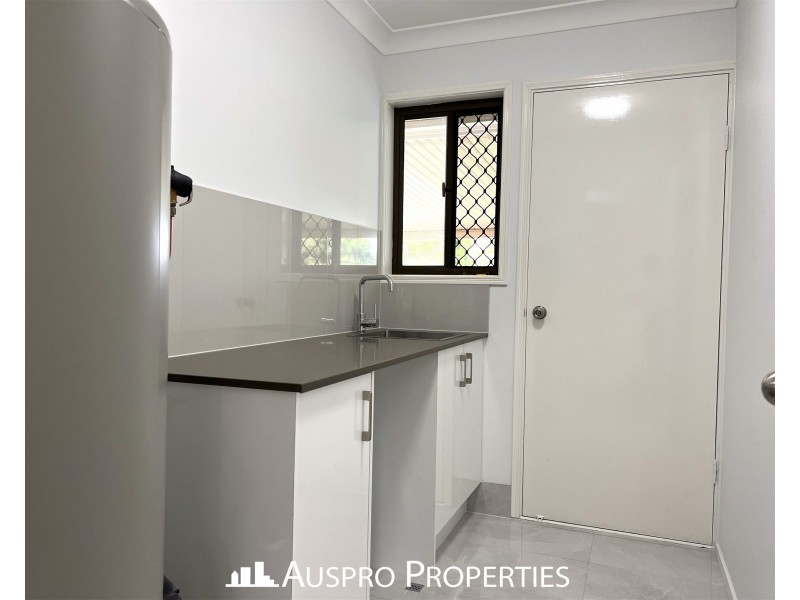 32 Cummin Street, Wishart QLD 4122