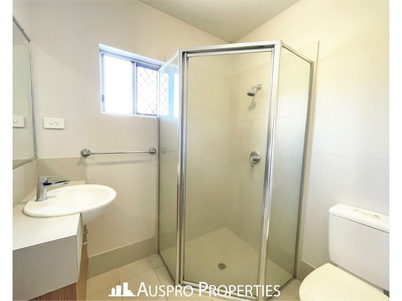 11/25 Park Road, Yeronga QLD 4104