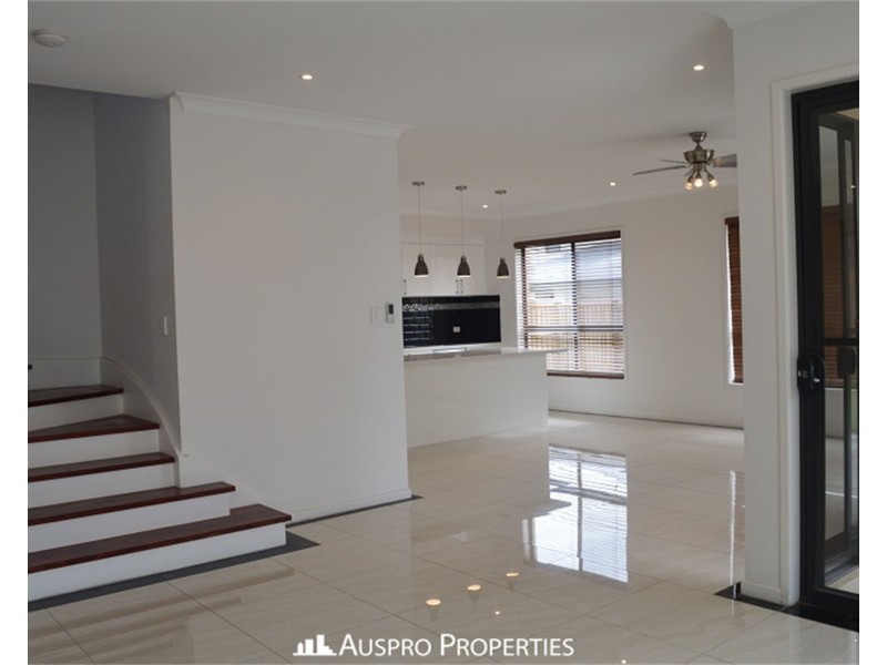 30 Platypus Circuit, Rochedale QLD 4123