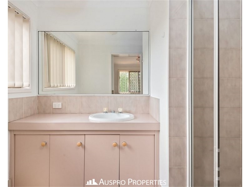 6 Monford Place, Calamvale QLD 4116