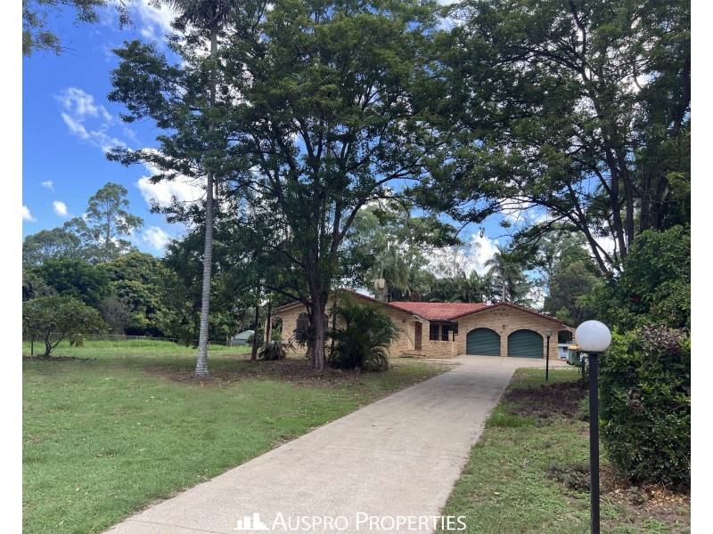 55 Crest Road, Greenbank QLD 4124