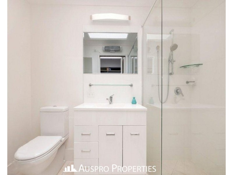 18 Firthshire St, Mansfield QLD 4122