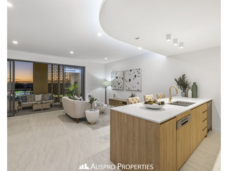 577 Warrigal Road, Eight Mile Plains QLD 4113