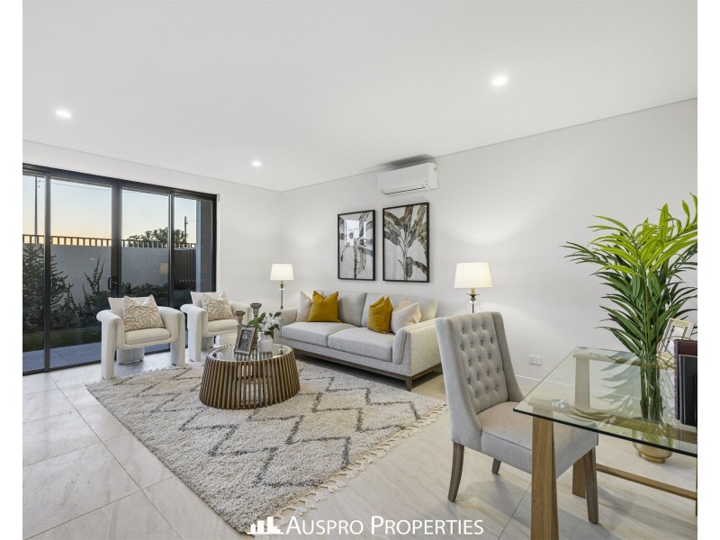 577 Warrigal Road, Eight Mile Plains QLD 4113