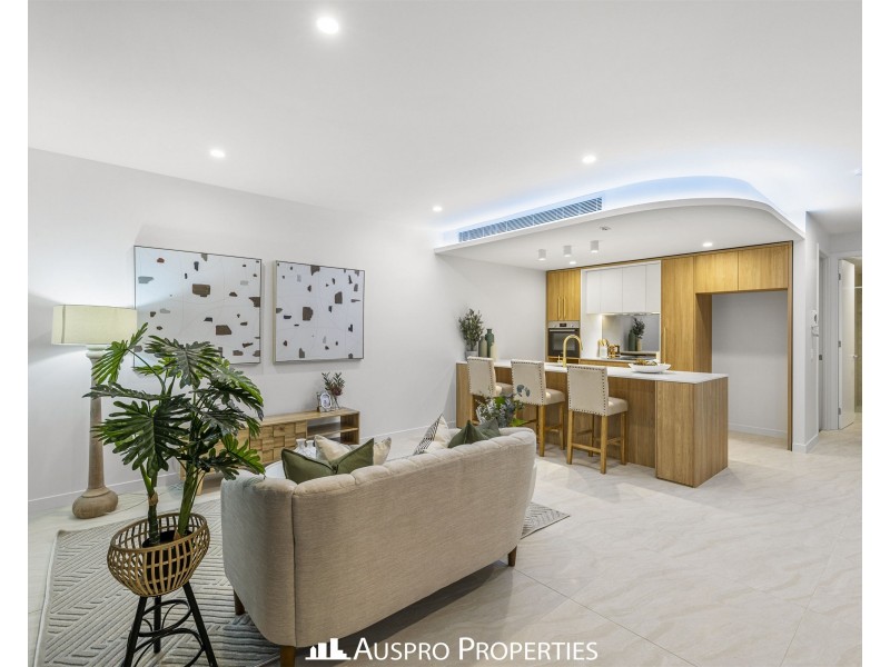 577 Warrigal Road, Eight Mile Plains QLD 4113