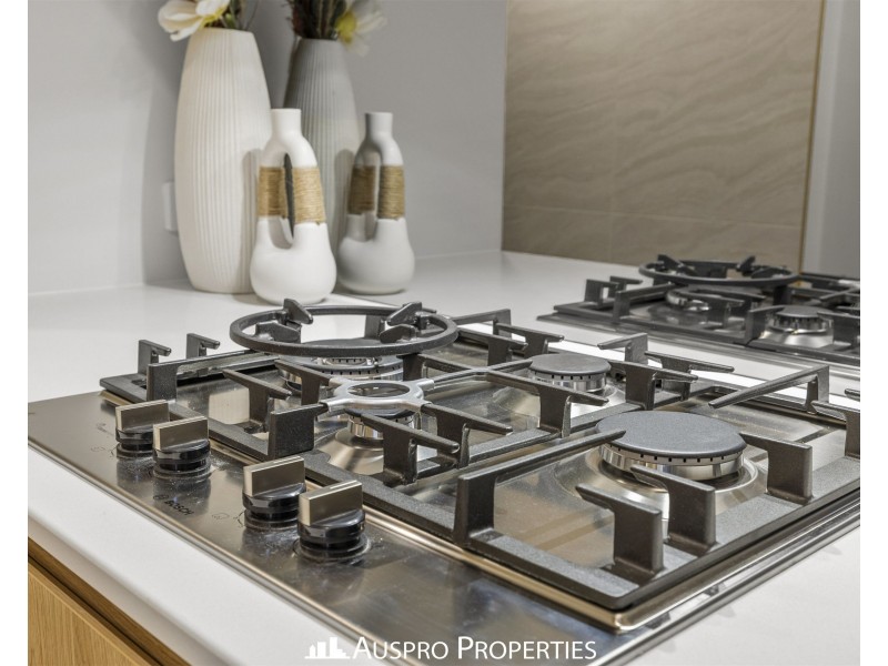 577 Warrigal Road, Eight Mile Plains QLD 4113