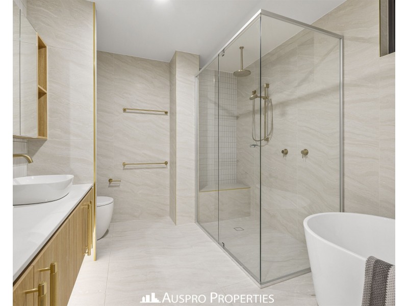 577 Warrigal Road, Eight Mile Plains QLD 4113