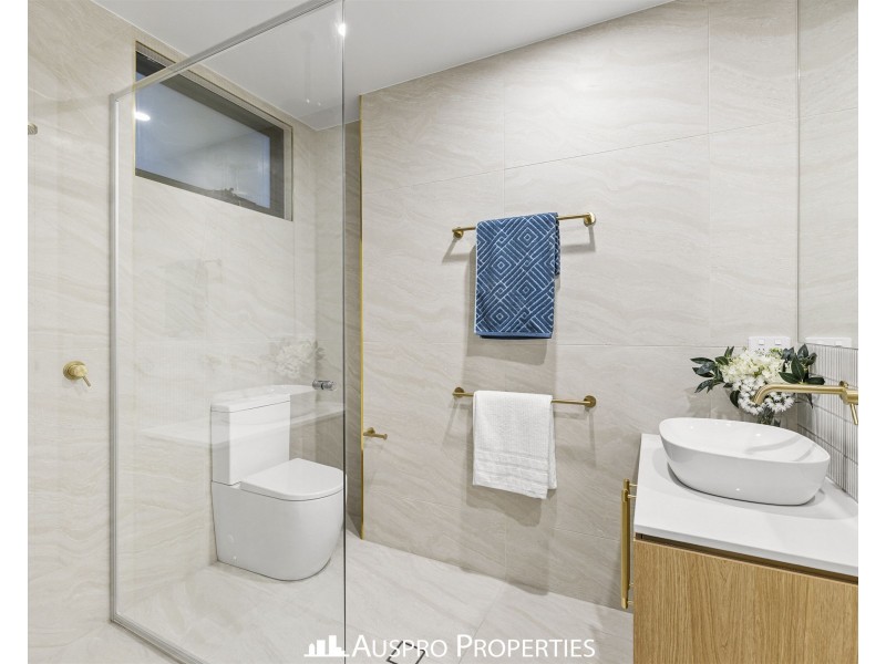 577 Warrigal Road, Eight Mile Plains QLD 4113